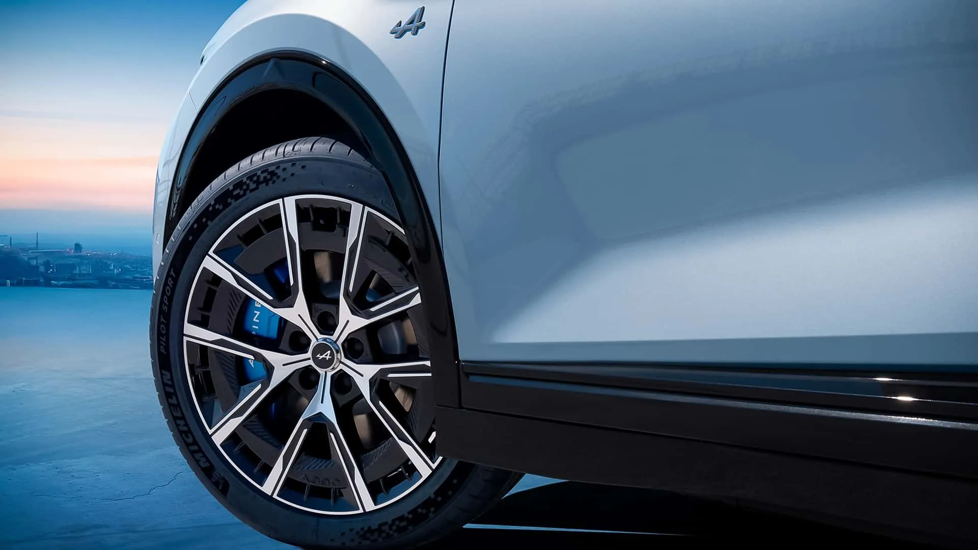 Alpine A390 16