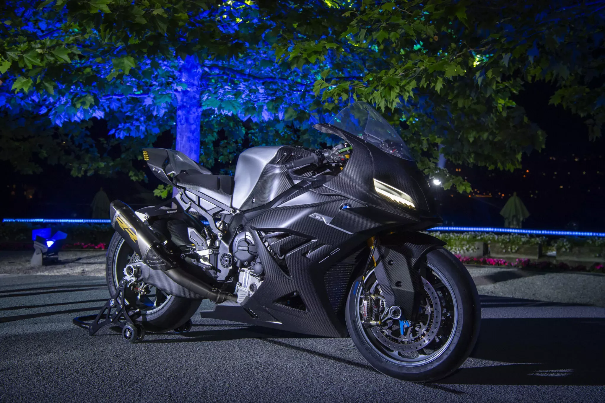 BMW Concept RR 01