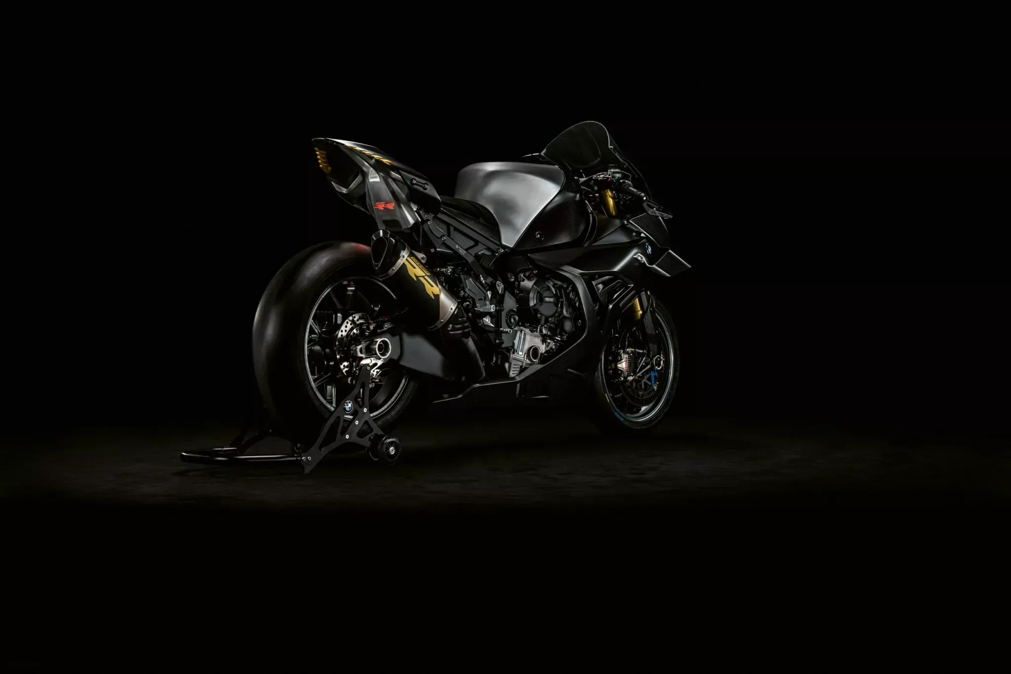 BMW Concept RR 34