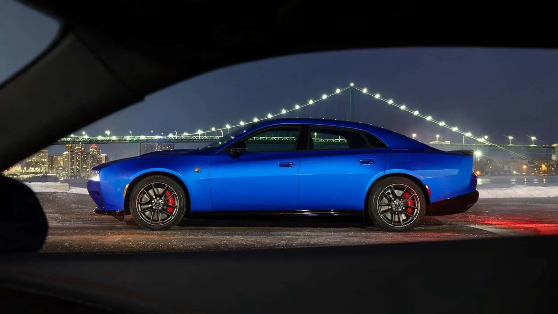 Dodge Charger Sedan 2026 02