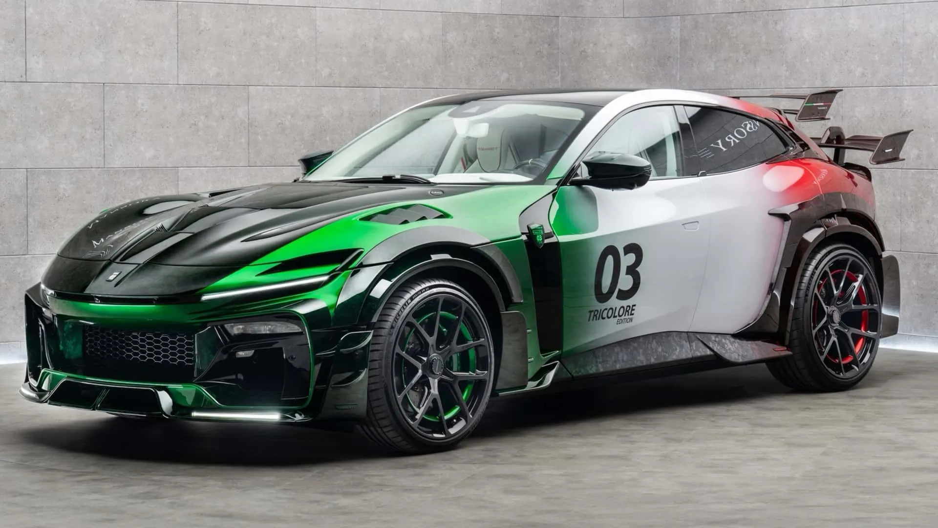 Mansory Pugnator Tricolore