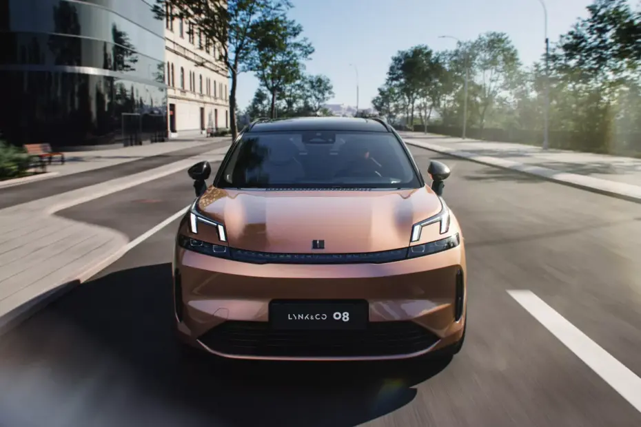 Geely Lynk Co 08 PHEV 02