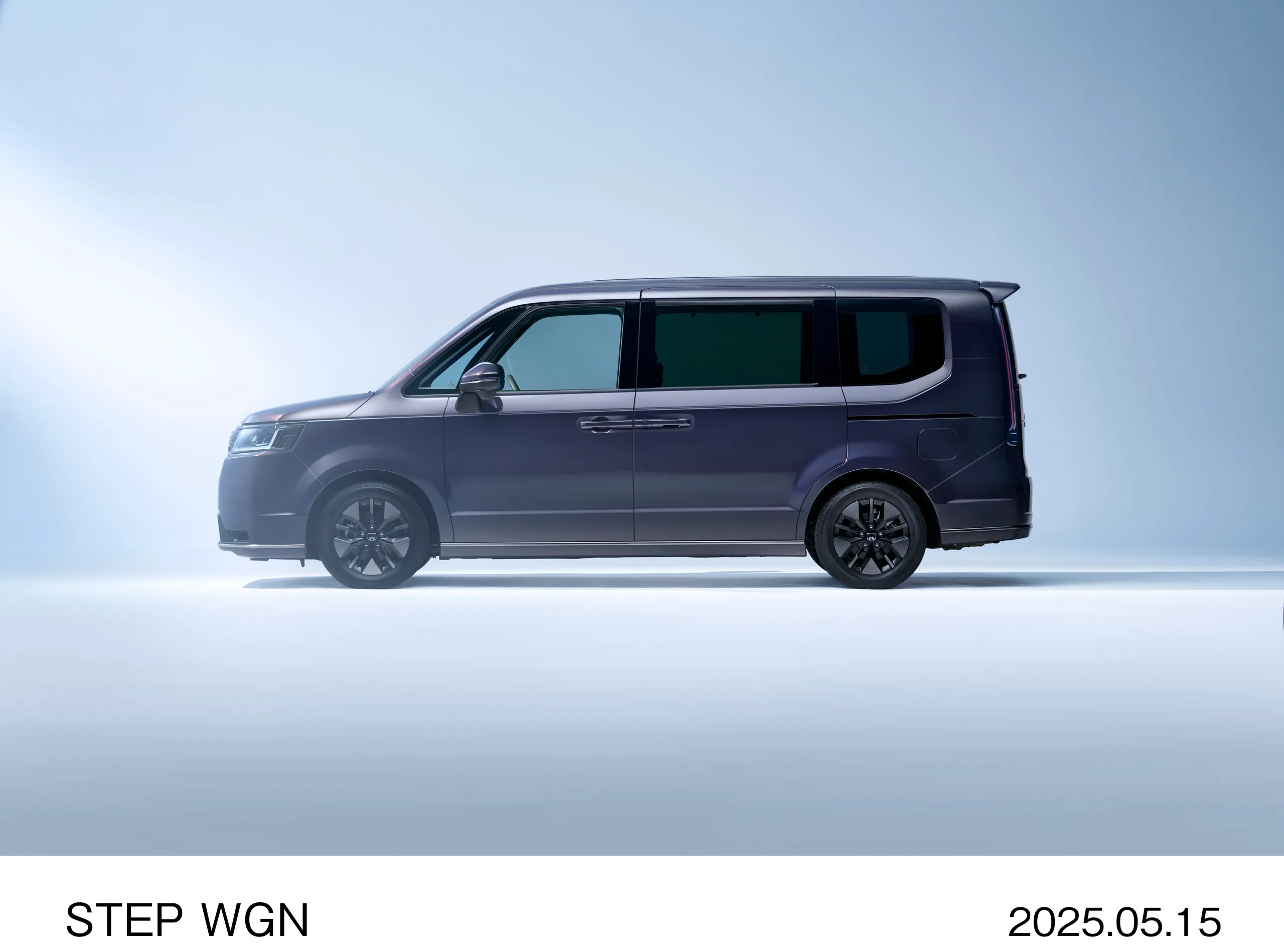 Honda Stepwagon HEV AIR EX eHEV SPADA PREMIUM LINE BLACK EDITION 2025 13