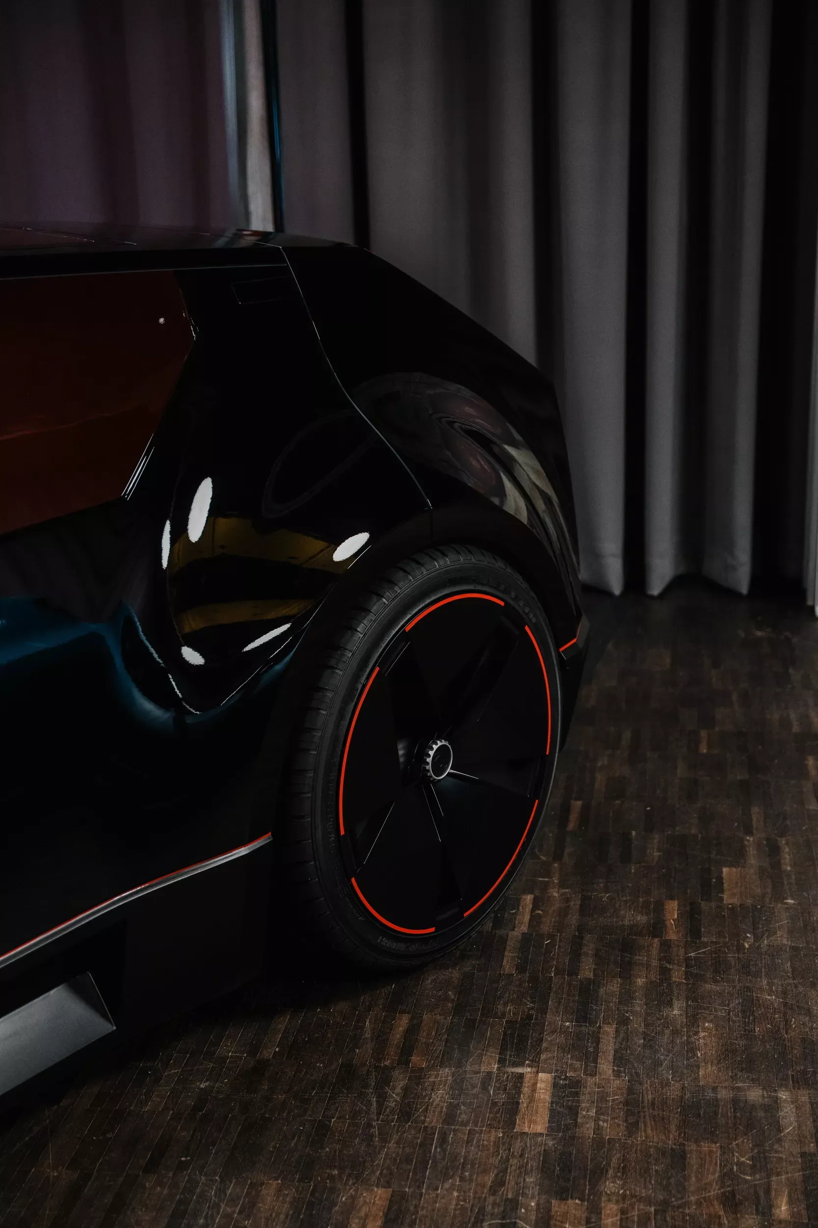 Hyundai Obsidian 04