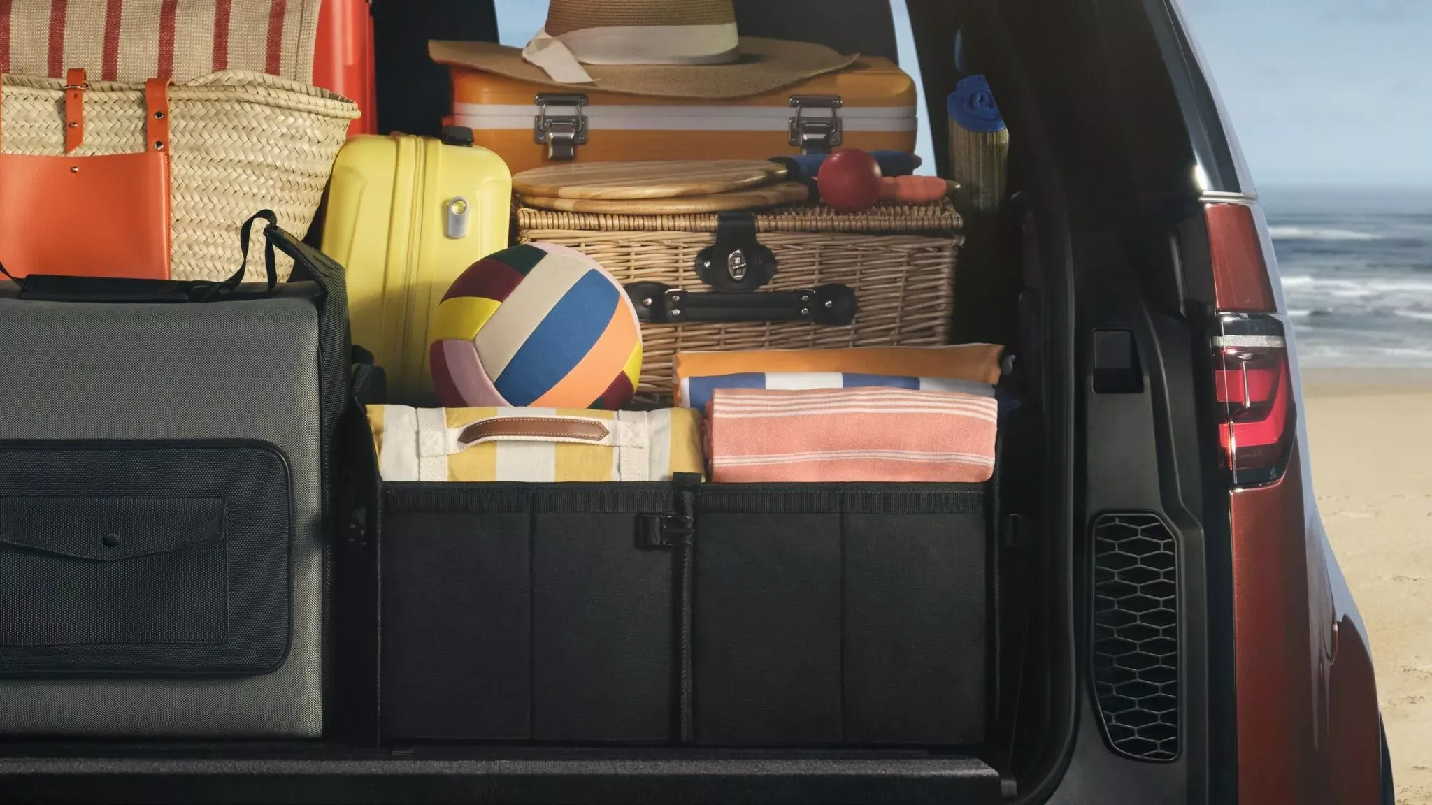 Land Rover Discovery Tempest and Gemini 01