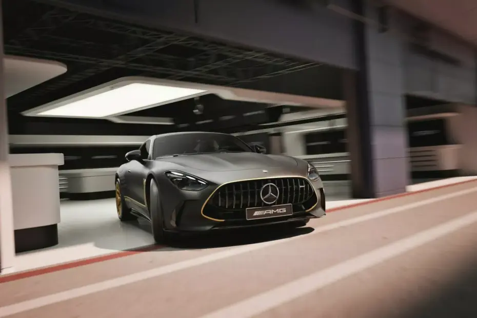 Mercedes AMG GT APXGP 16