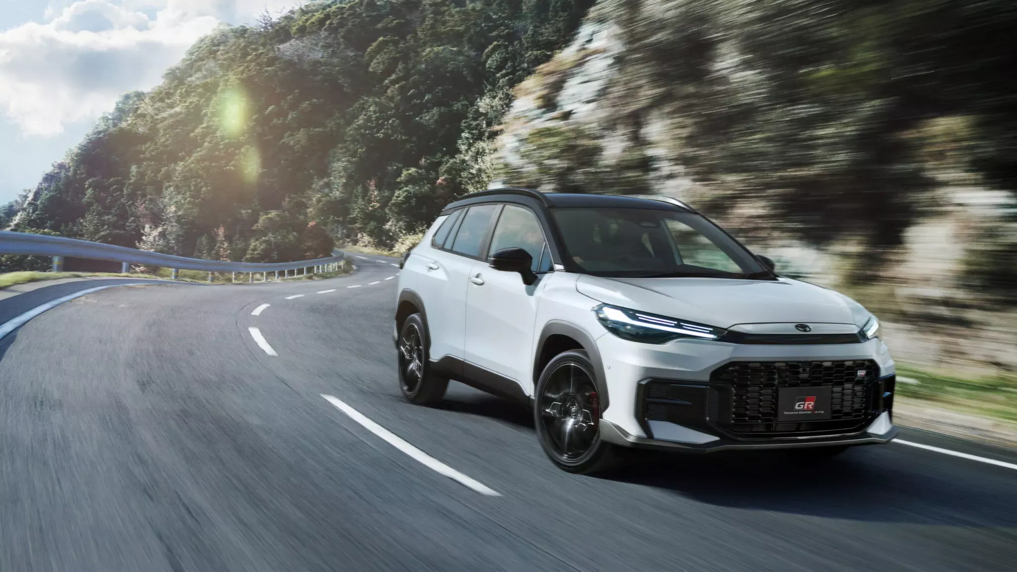 Toyota Corolla Cross GR Sport 38