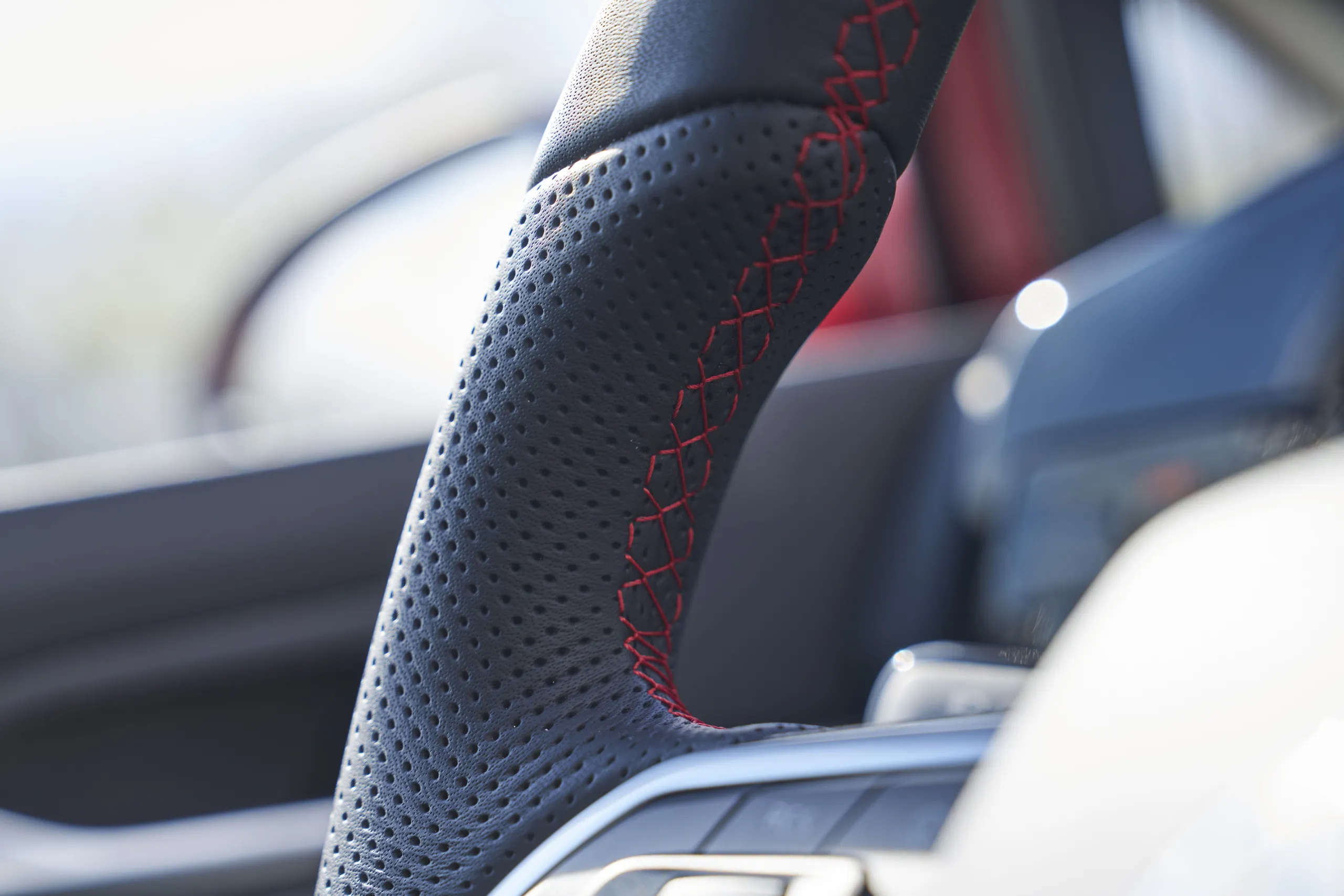 Volkswagen Golf GTI 2025 13