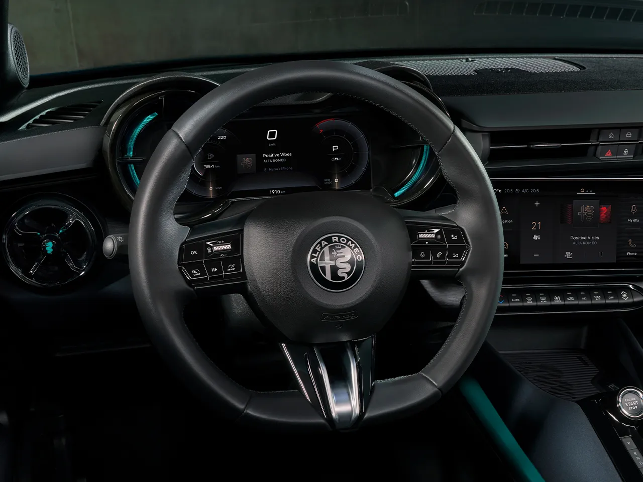 2025 Alfa Romeo Junior 19