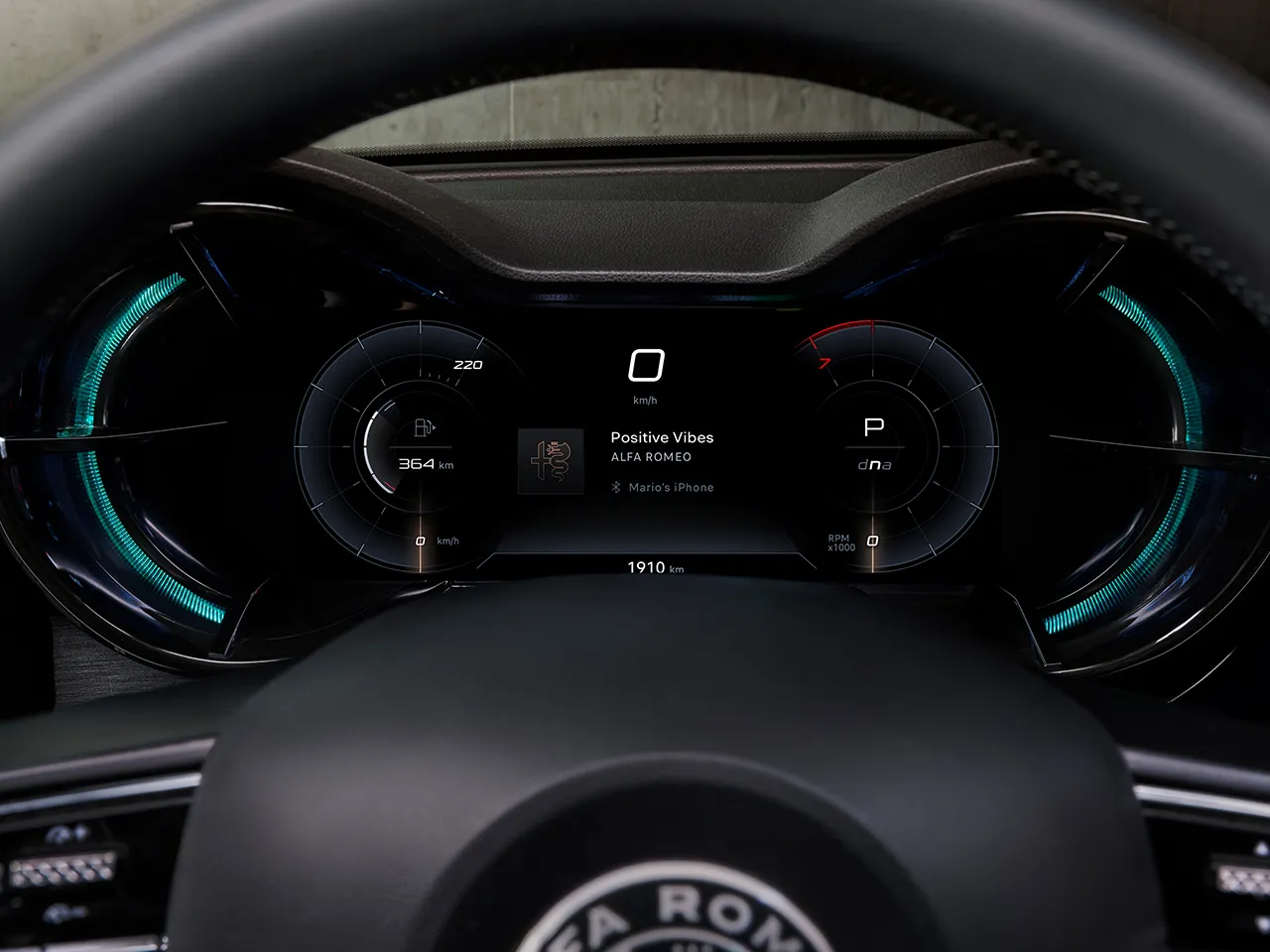 2025 Alfa Romeo Junior 21