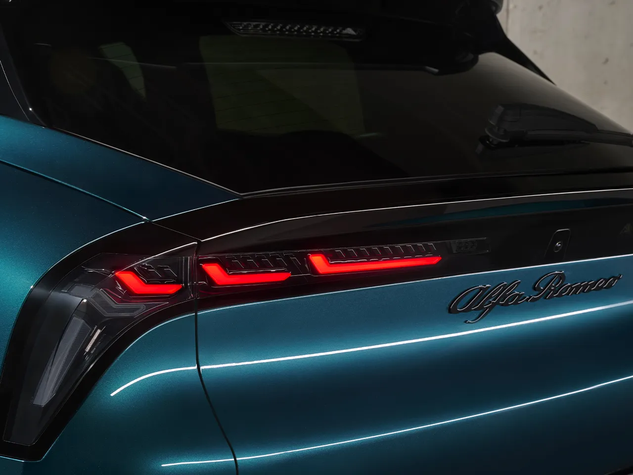 2025 Alfa Romeo Junior 41