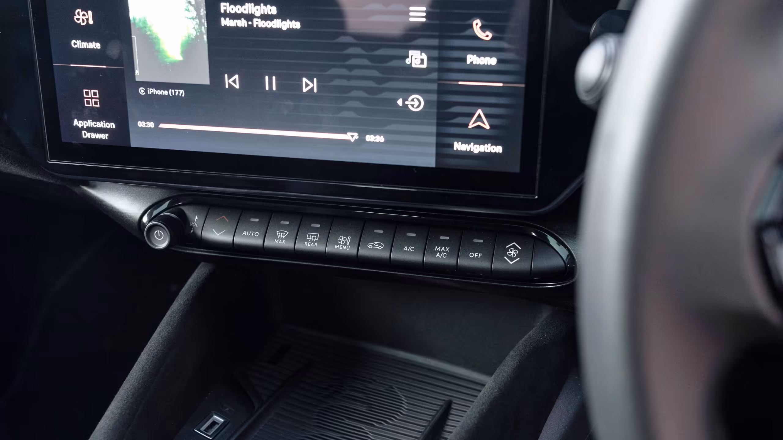 2025 Alfa Romeo Junior A05
