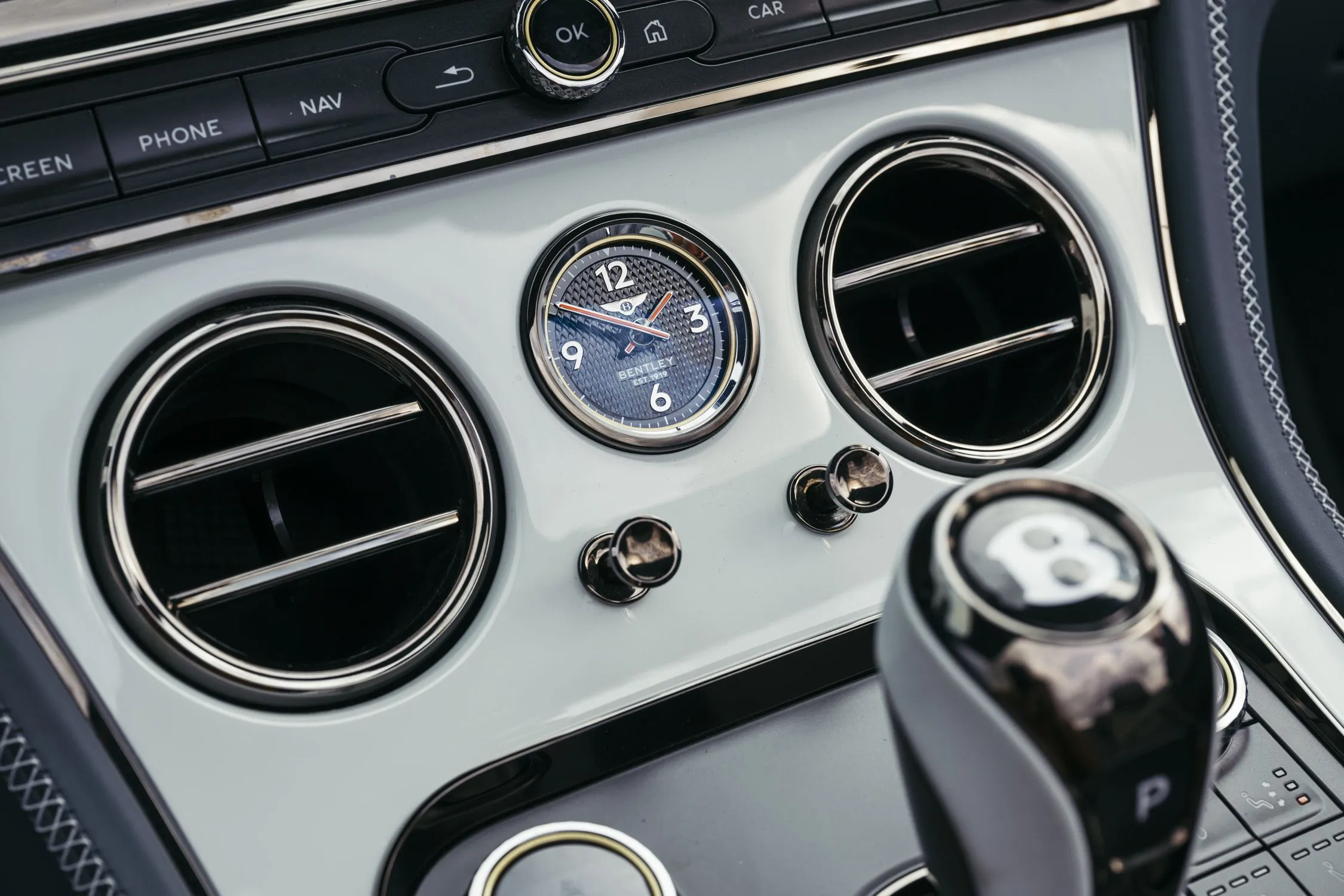 2025 Bentley Continental GT 29