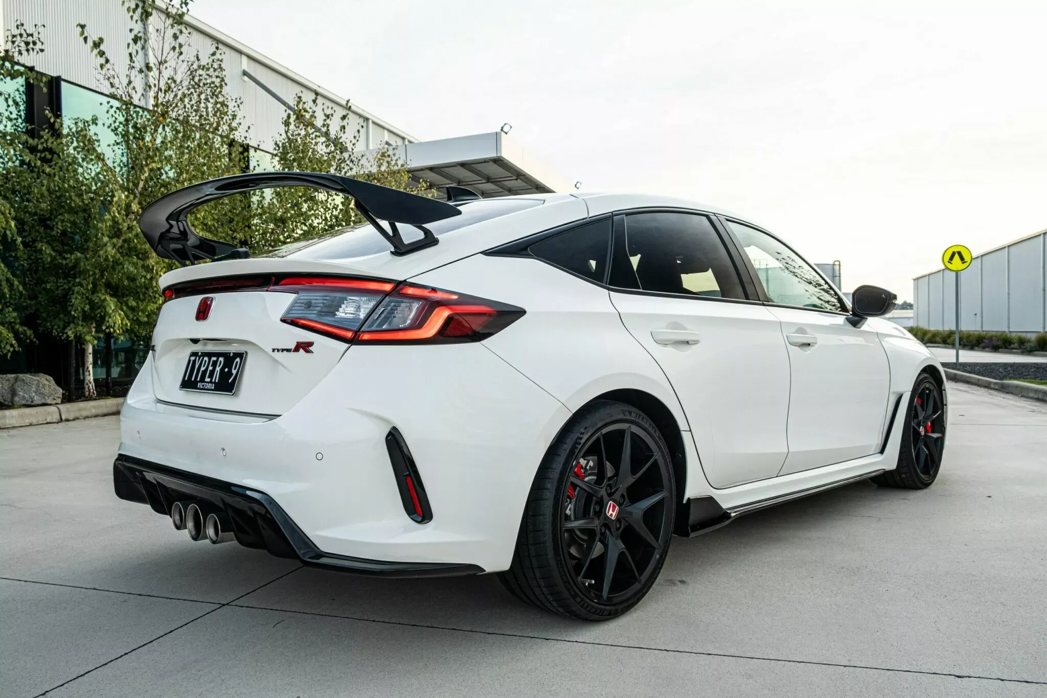 2025 Honda Civic Type R 17