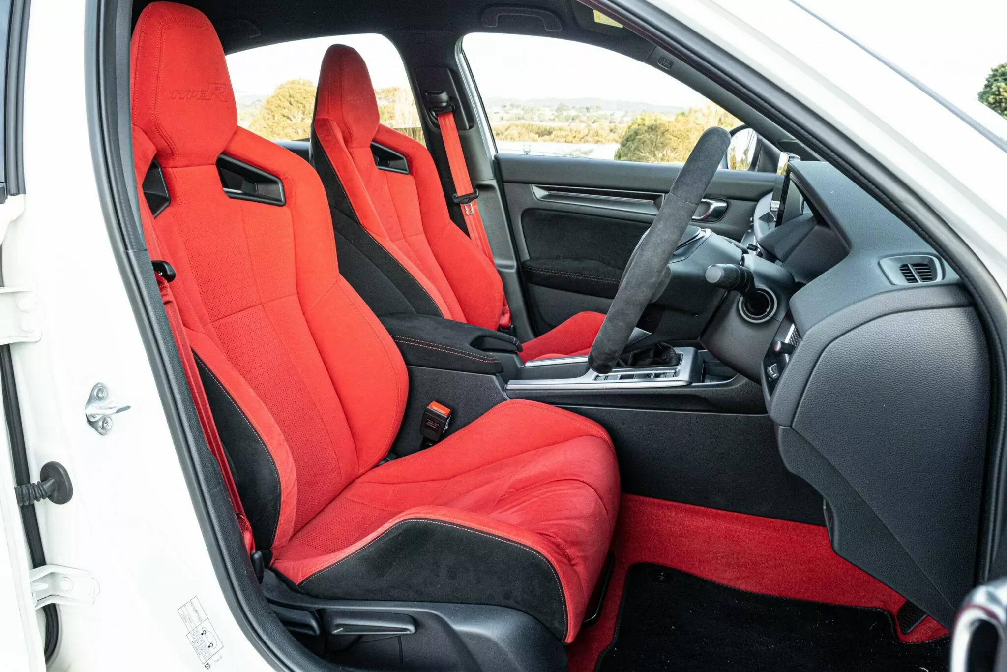 2025 Honda Civic Type R 32