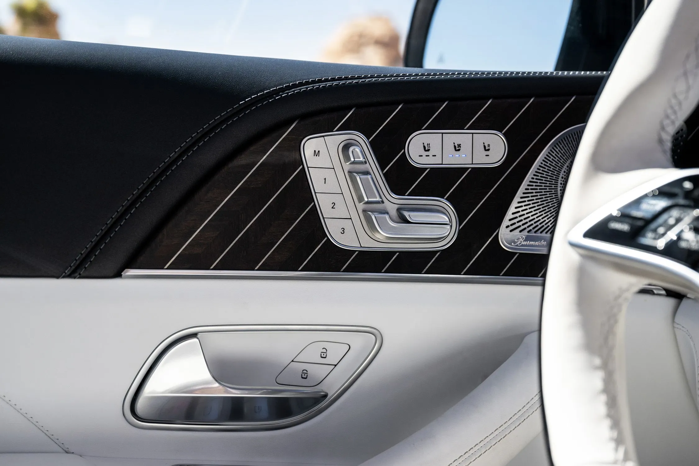 2025 Mercedes Maybach GLS 600 26