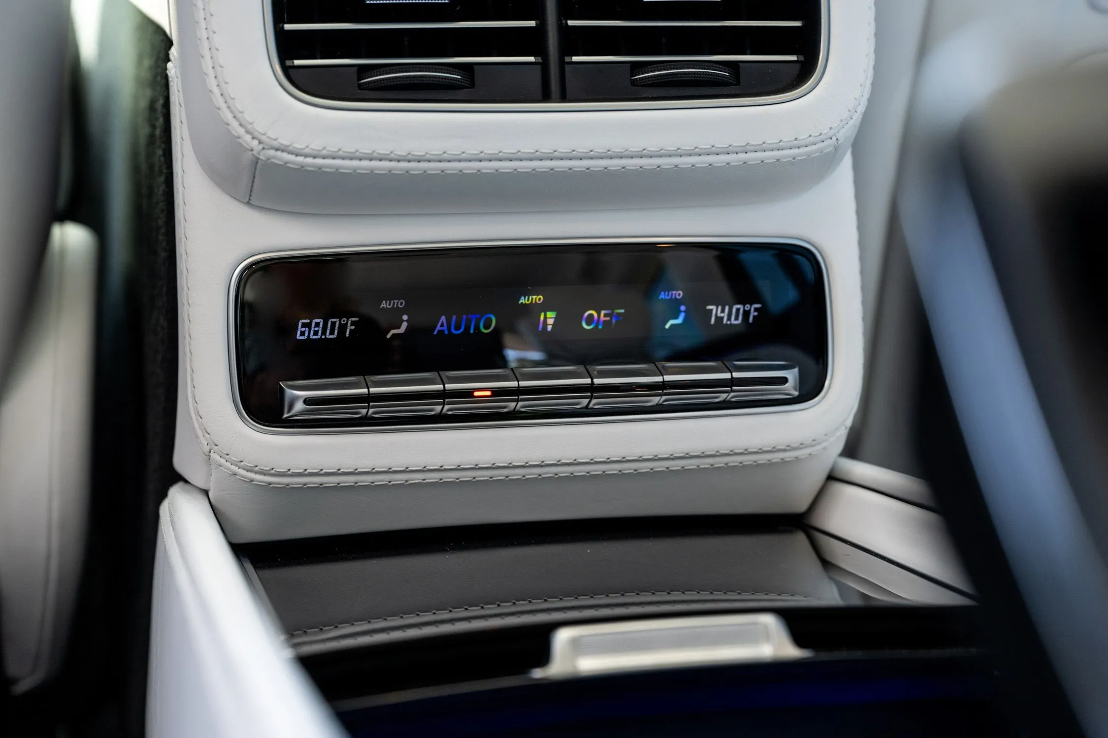 2025 Mercedes Maybach GLS 600 40