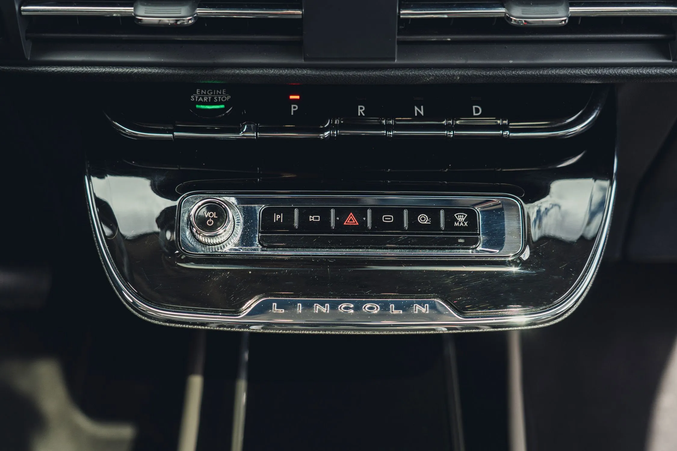 2026 Lincoln Corsair Grand Touring PHEV 18
