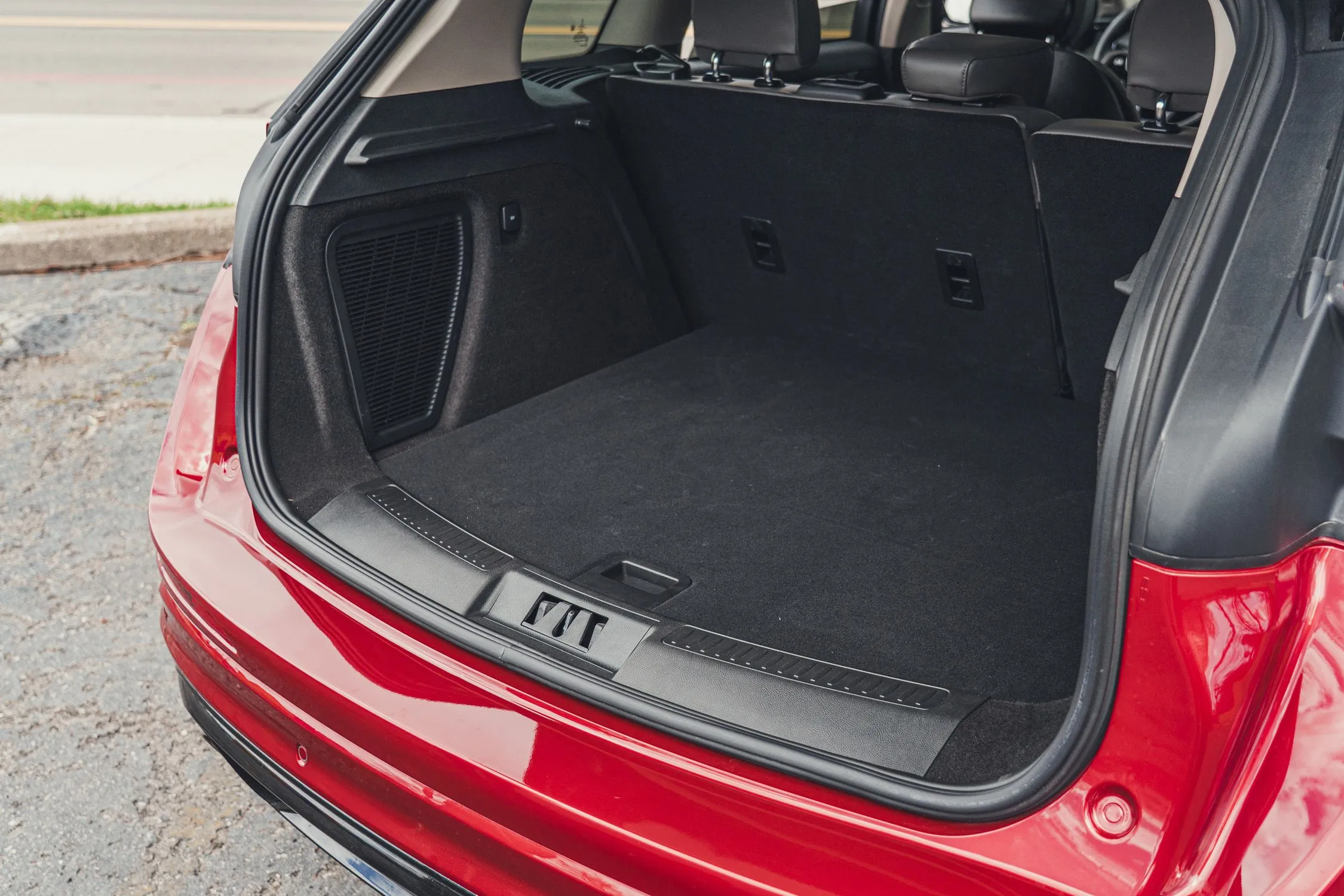 2026 Lincoln Corsair Grand Touring PHEV 27