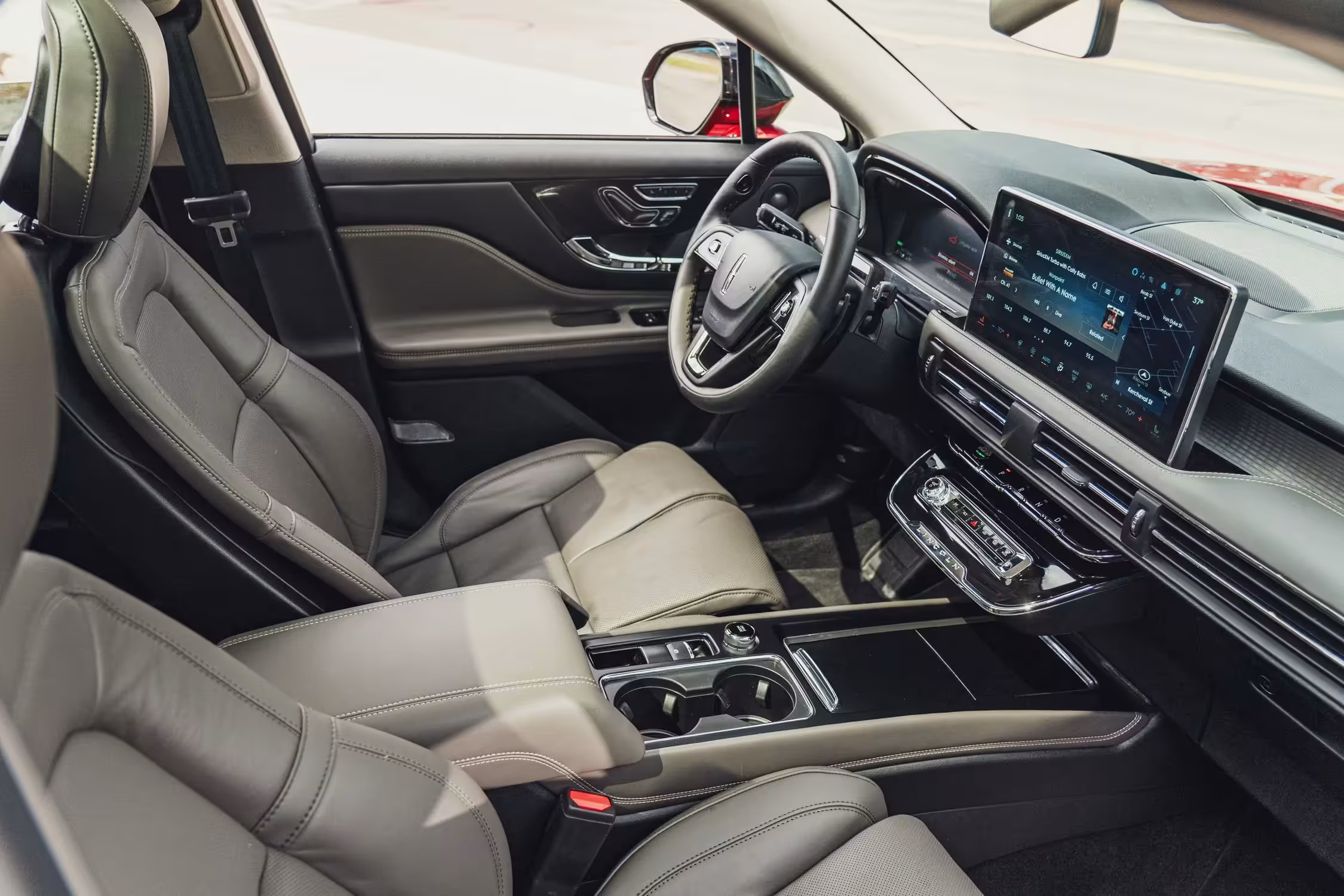 2026 Lincoln Corsair Grand Touring PHEV A08