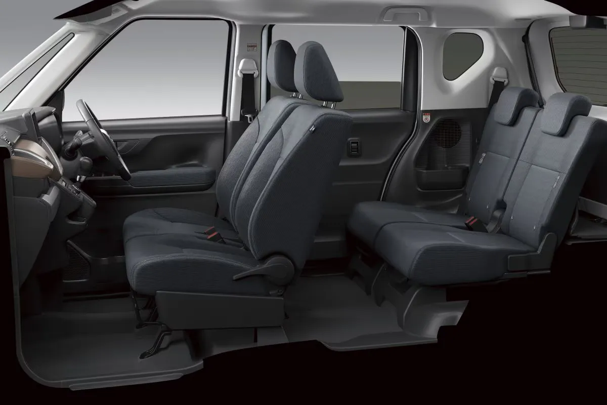 Daihatsu Move 03