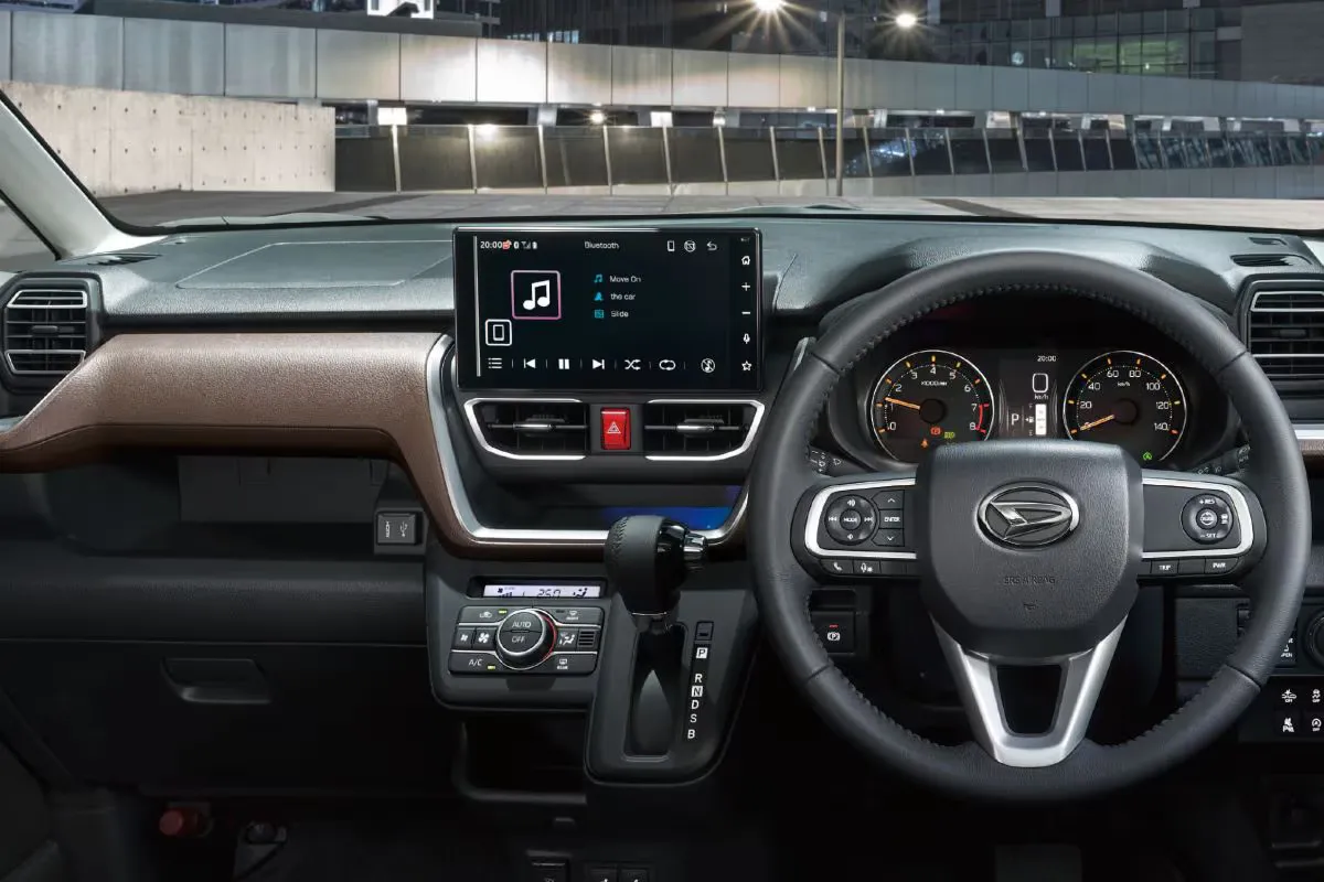 Daihatsu Move 09