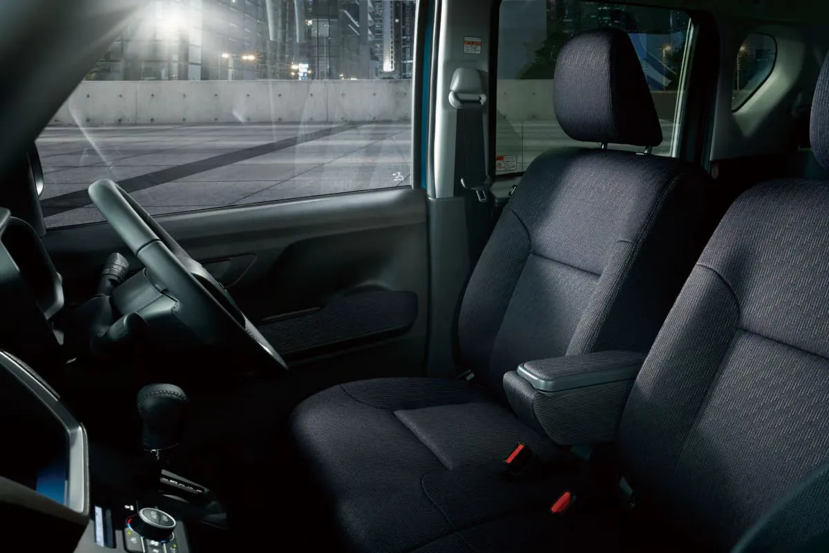 Daihatsu Move 10