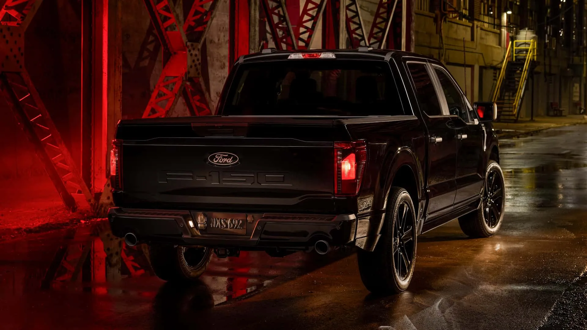 Ford F 150 Lobo 2025 05