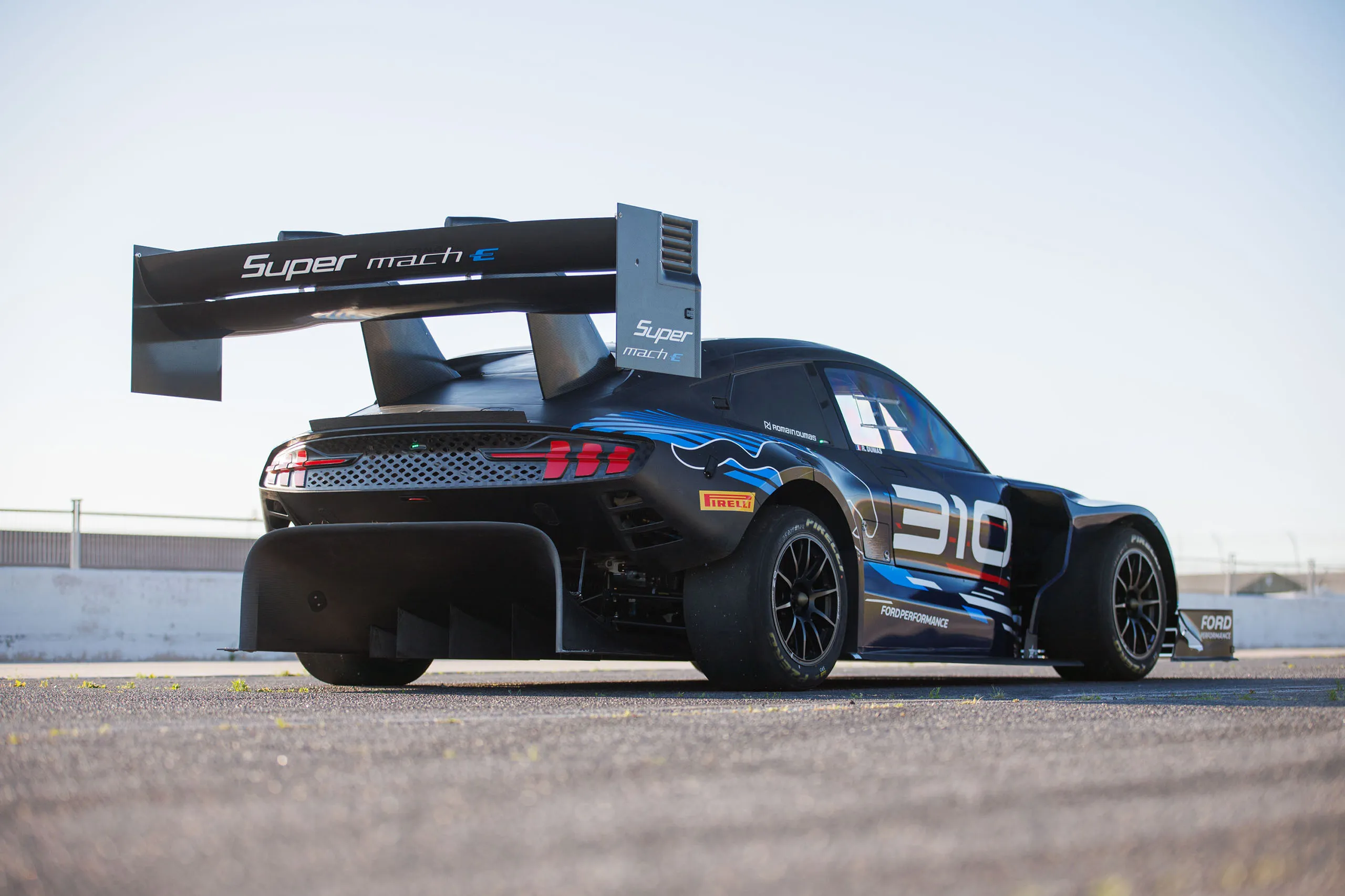 Ford Super Mustang Mach-E