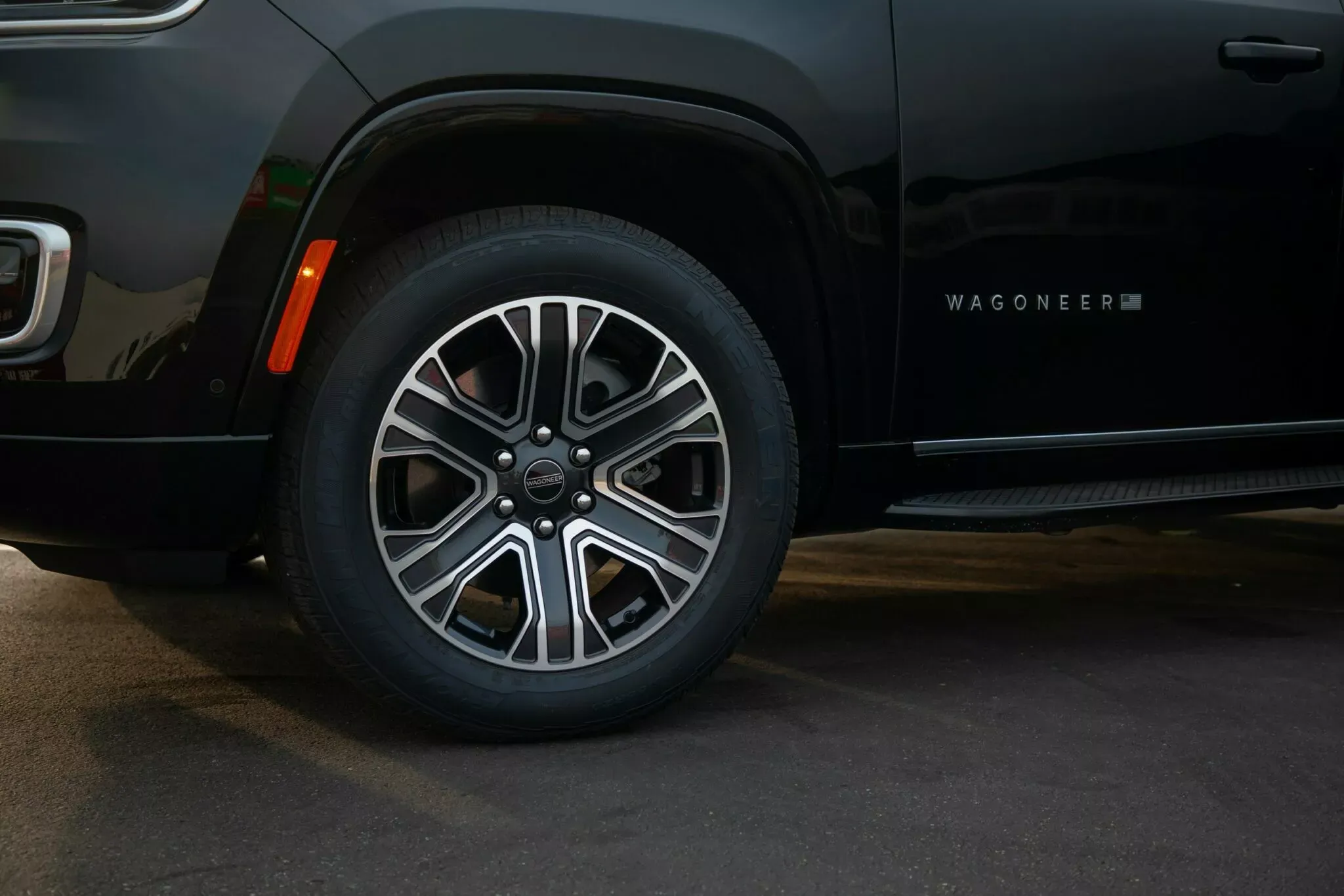 Jeep Wagoneer COV 07