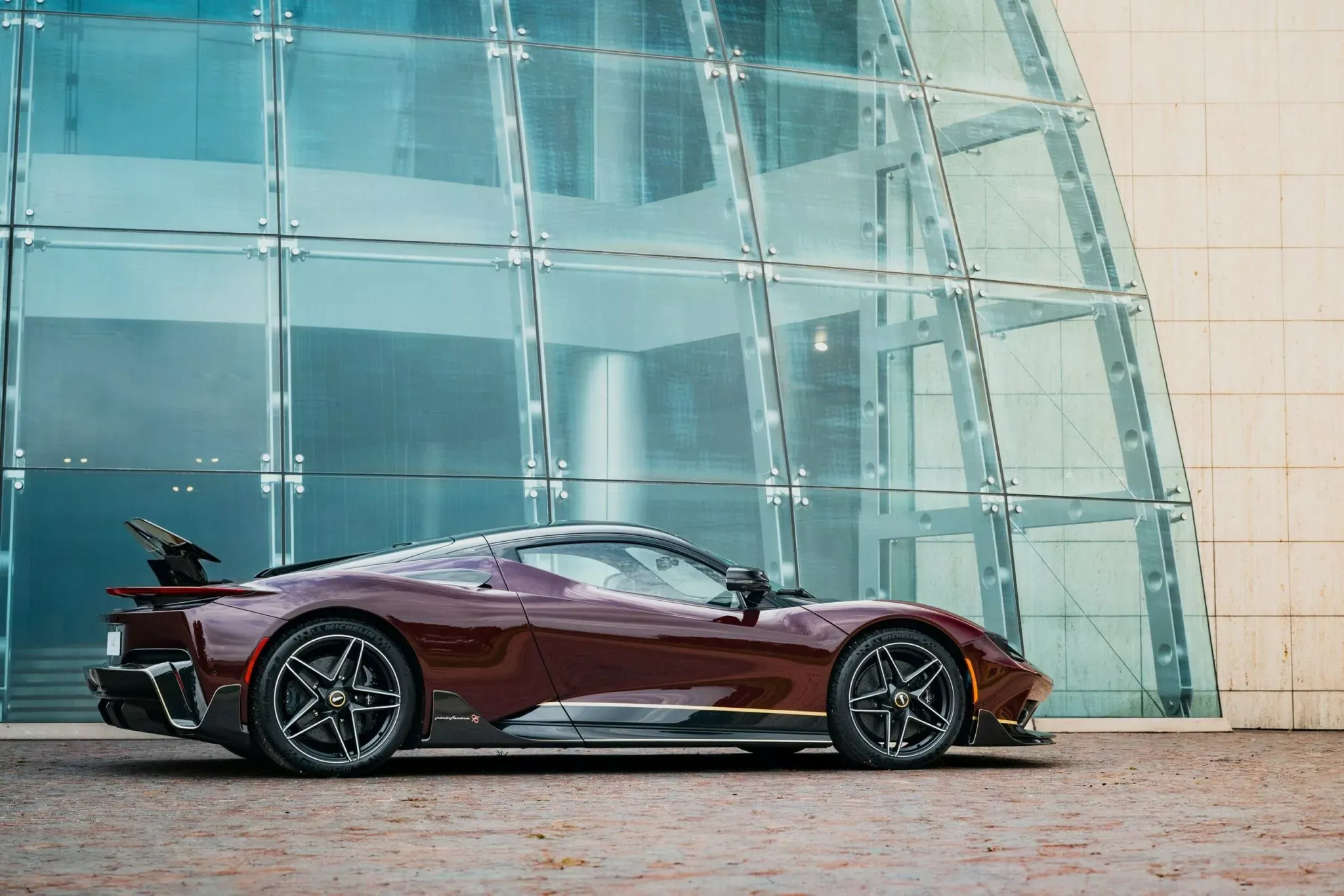 Pininfarina Battista 003