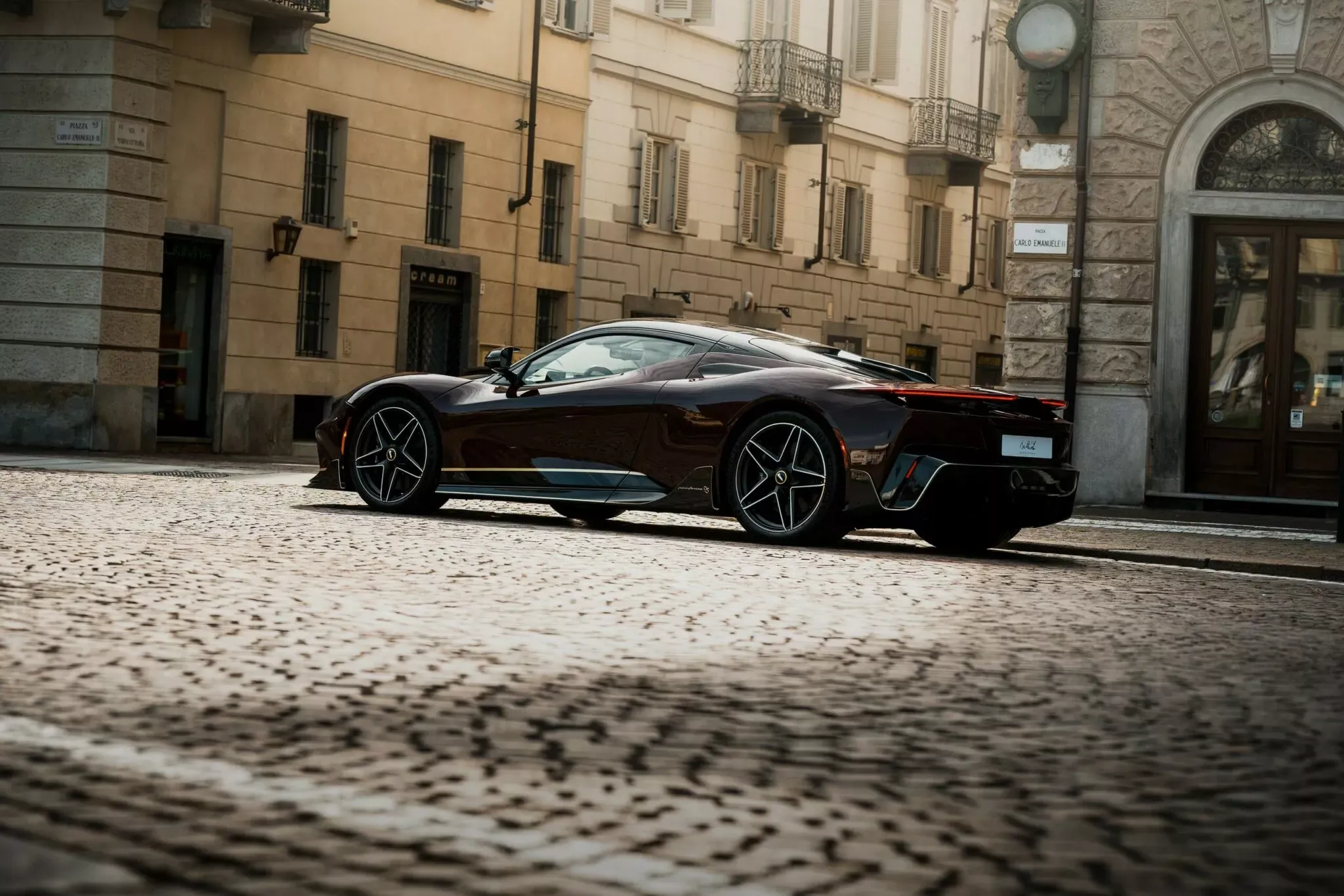 Pininfarina Battista 007