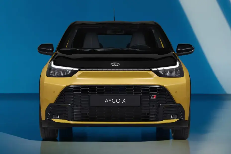Toyota Aygo X Hybrid 2026 06