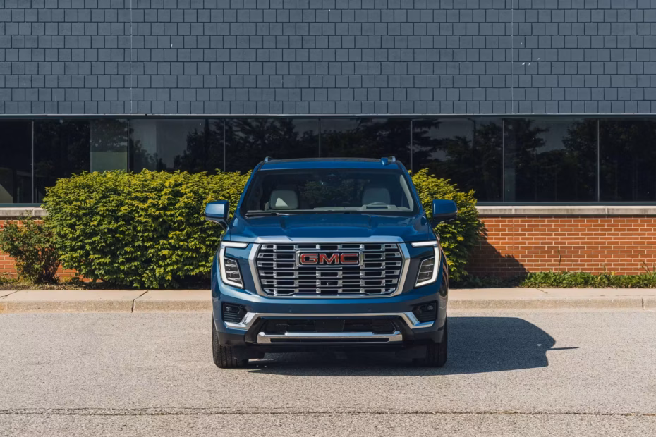 2025 GMC Yukon Denali A02