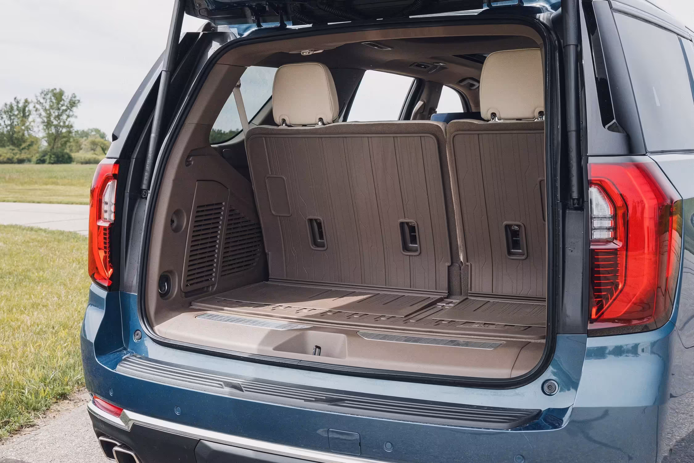 2025 GMC Yukon Denali A20