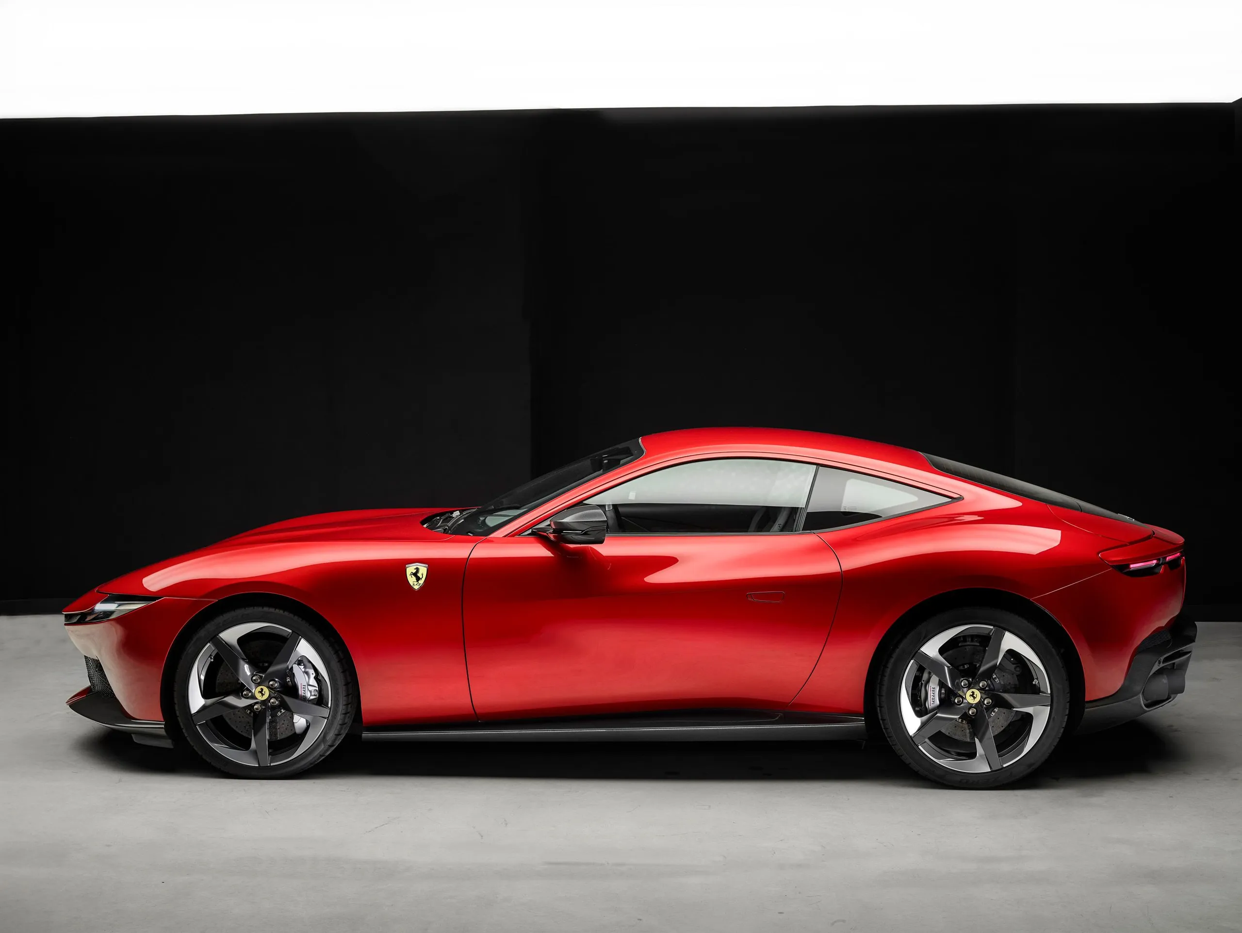 2027 Ferrari Amalfi 07