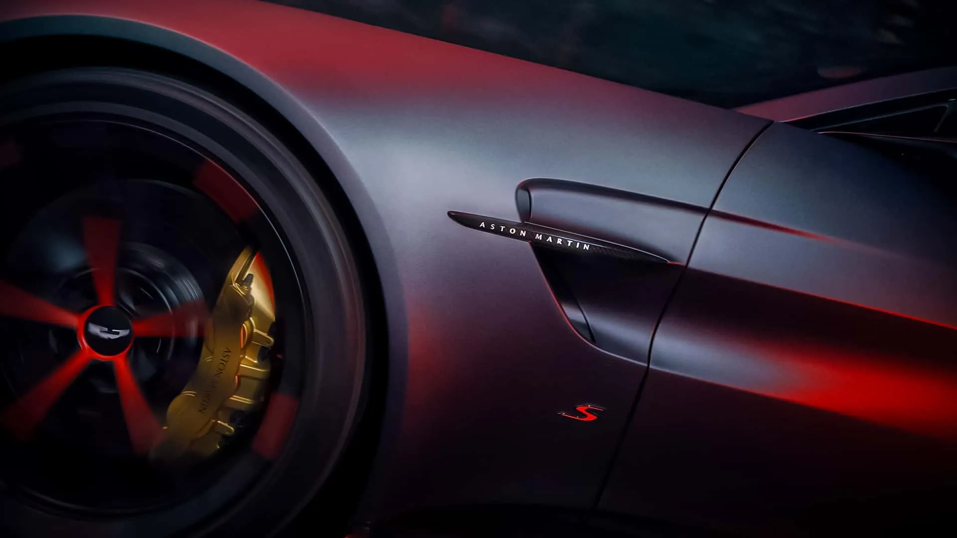 Aston Martin Vantage S 2025 06