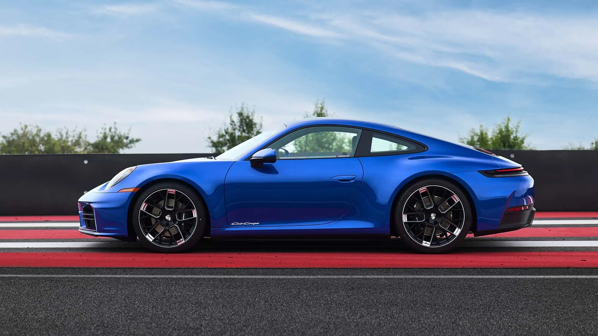 Porsche 911 Club Coupe 09