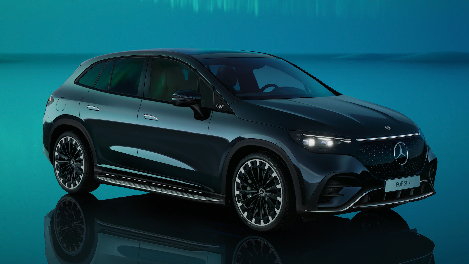 Mercedes Bens EQE SUV